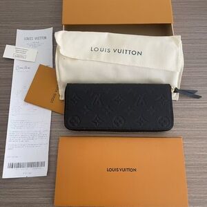 Louis Vuitton Zippy Wallet Monogram Empreinte leather embossed